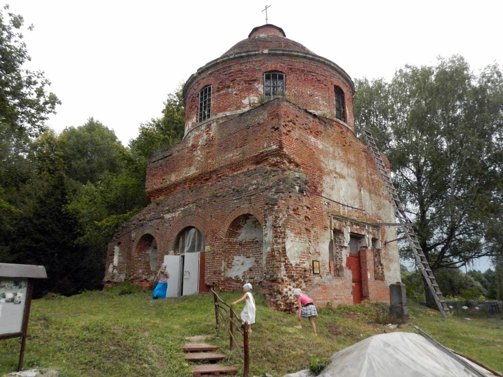 Престольный праздник в храме Николая Чудотворца в Дарищи