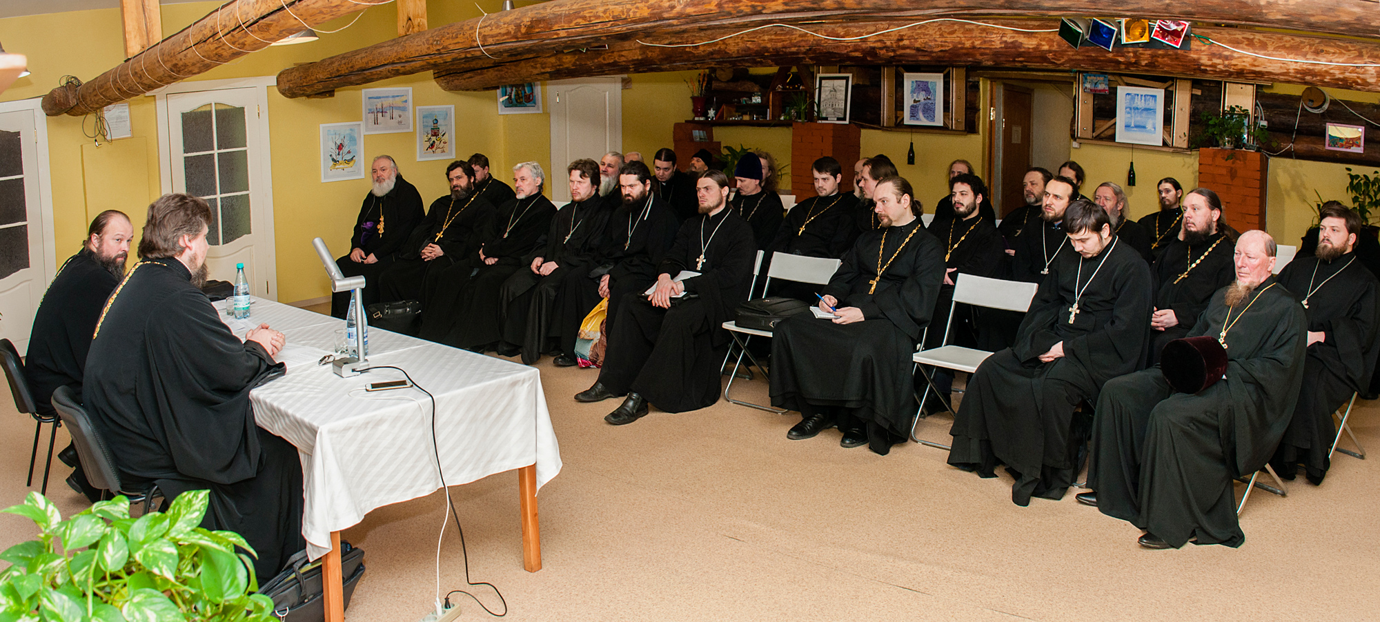 Пастырский семинар в Михаило-Архангельском храме города Коломны